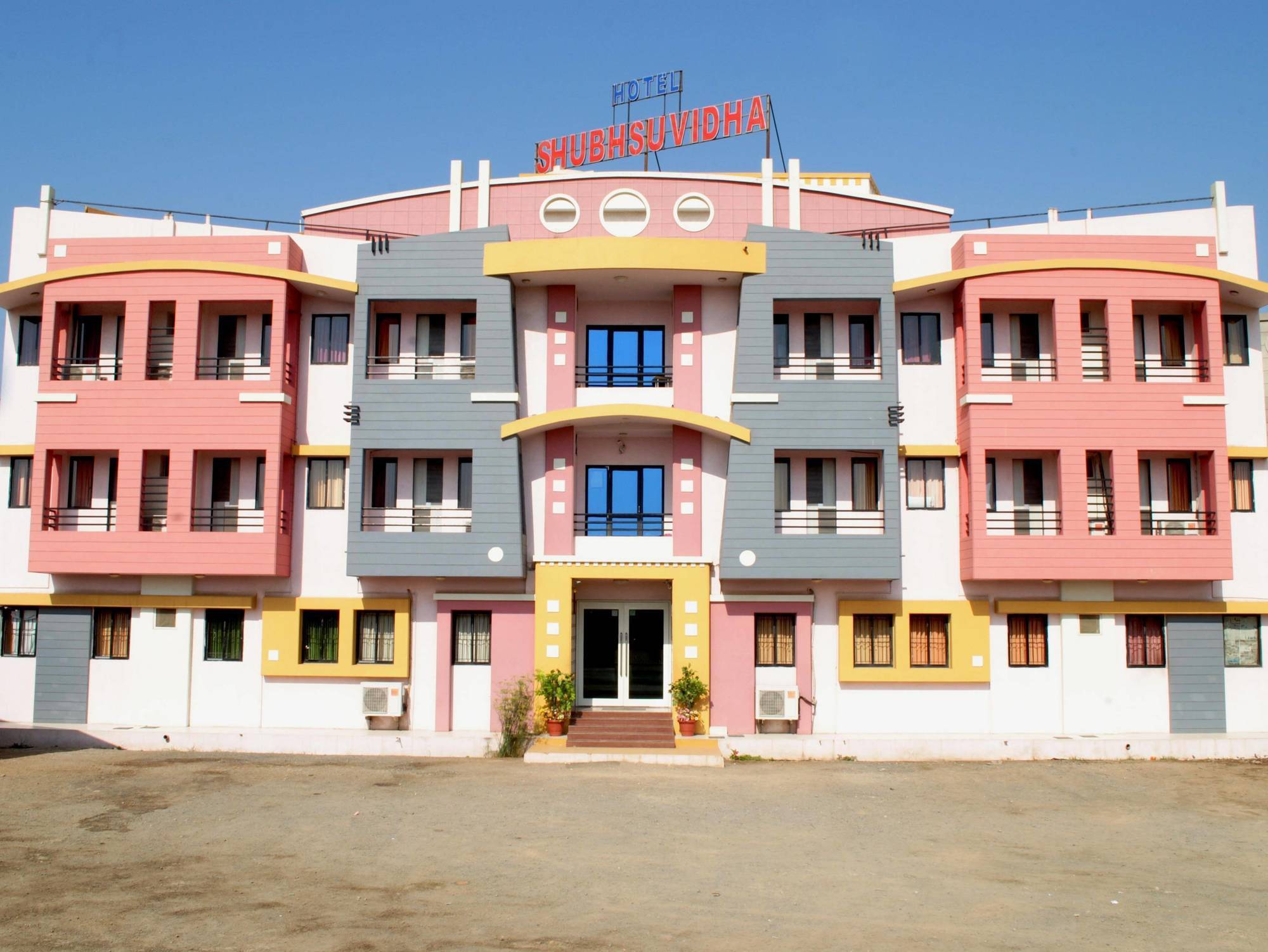 ホテル Oyo 14943 Shubh Suvidha Somnāth エクステリア 写真